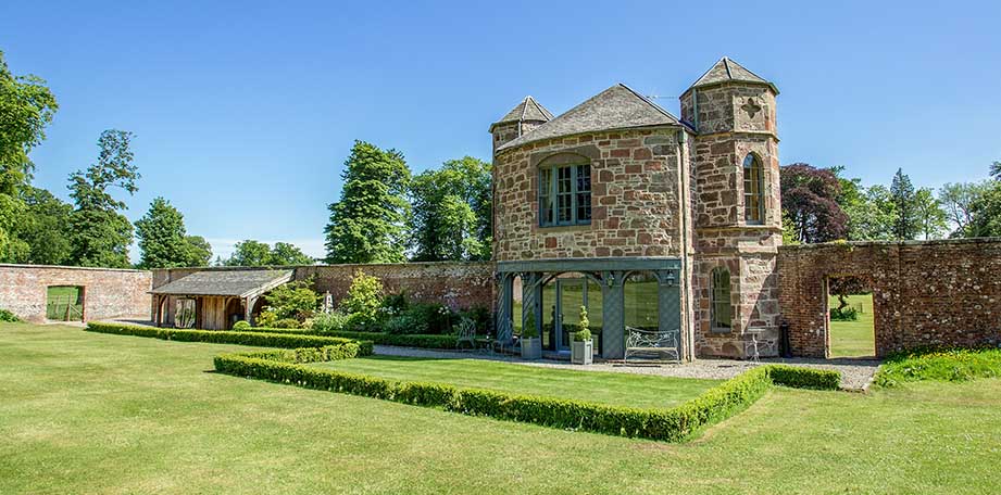 Castle Cottage